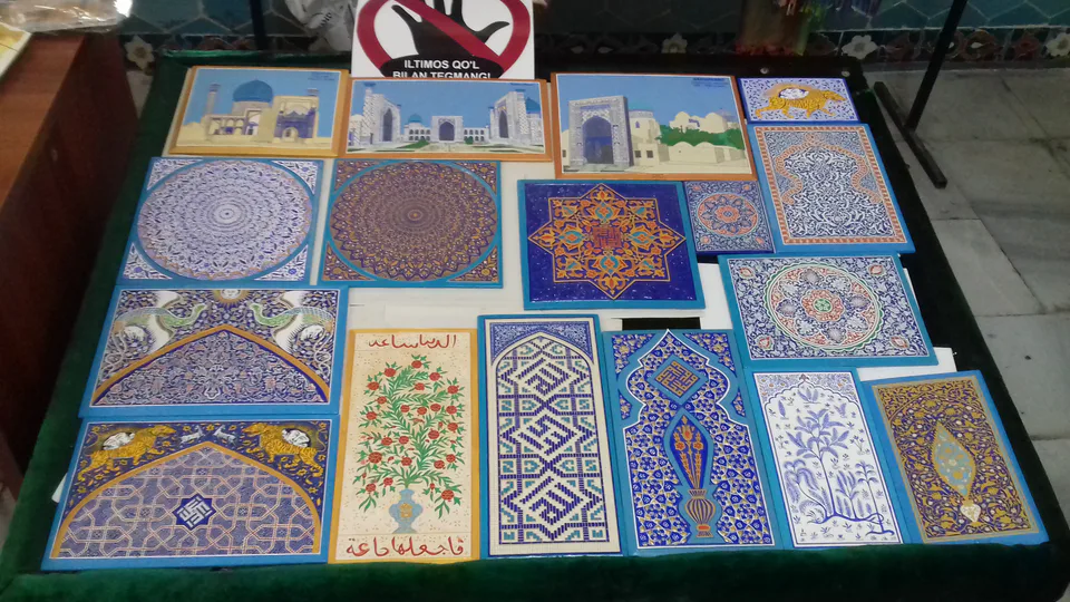Decorative souvenir tiles in Samarkand