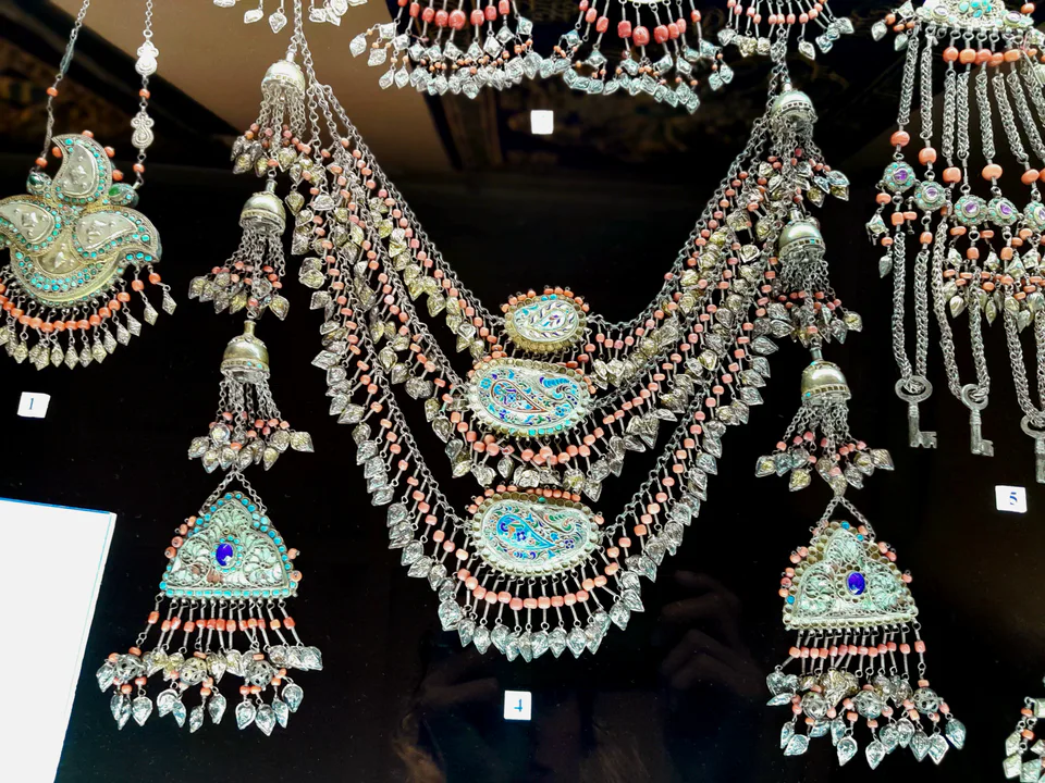Necklace and earrings. Uzbek jewellery antique