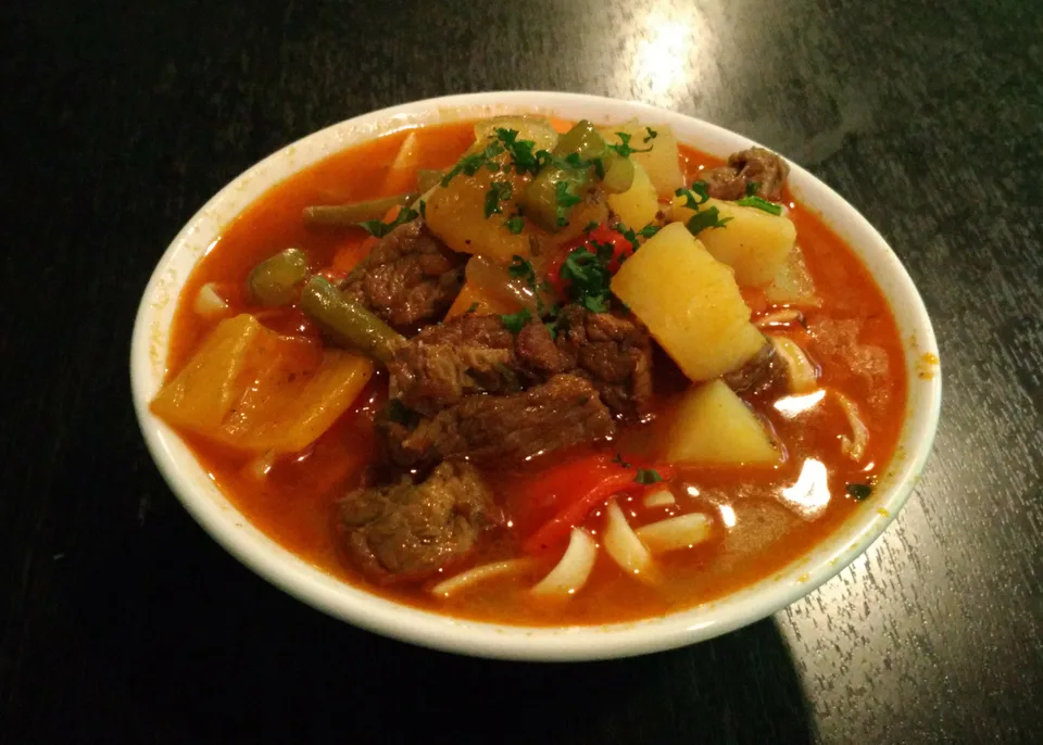 lagman. (Safia Cafe Bar / Adachi City, Tokyo Metropolis, Japan)
