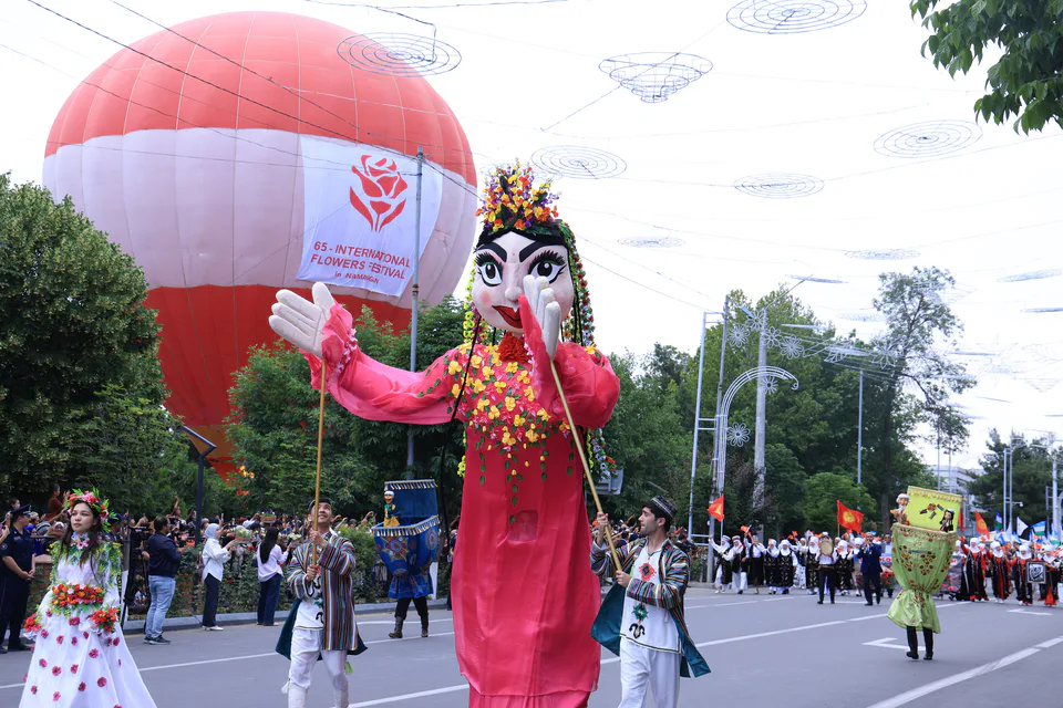 65-xalqaro Gullar festivali