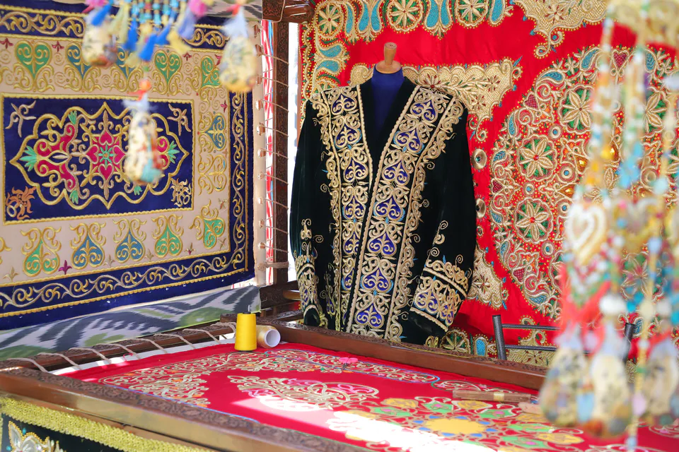 A sample of the exhibits presented at the 2nd International Crafts Festival held in the city of Kokand in 2023.