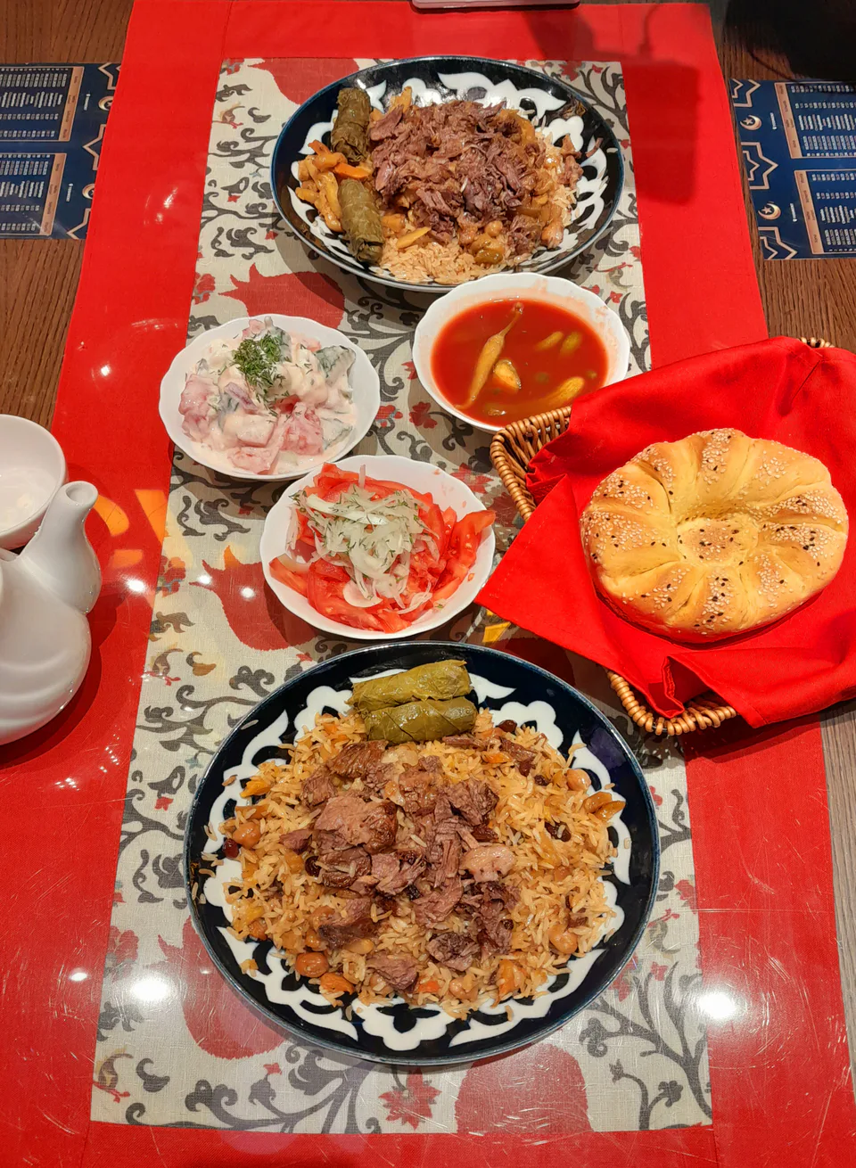 Chaykhana and tuy pilafs