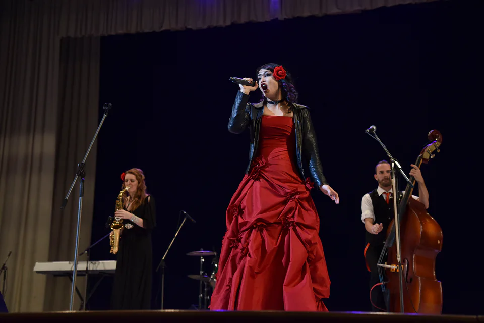 Embassy Tashkent hosted a concert of the American band Alice Underground at the Turkistan Arts Palace as part of the celebration of the 25th anniversary of diplomatic relations between Uzbekistan and 