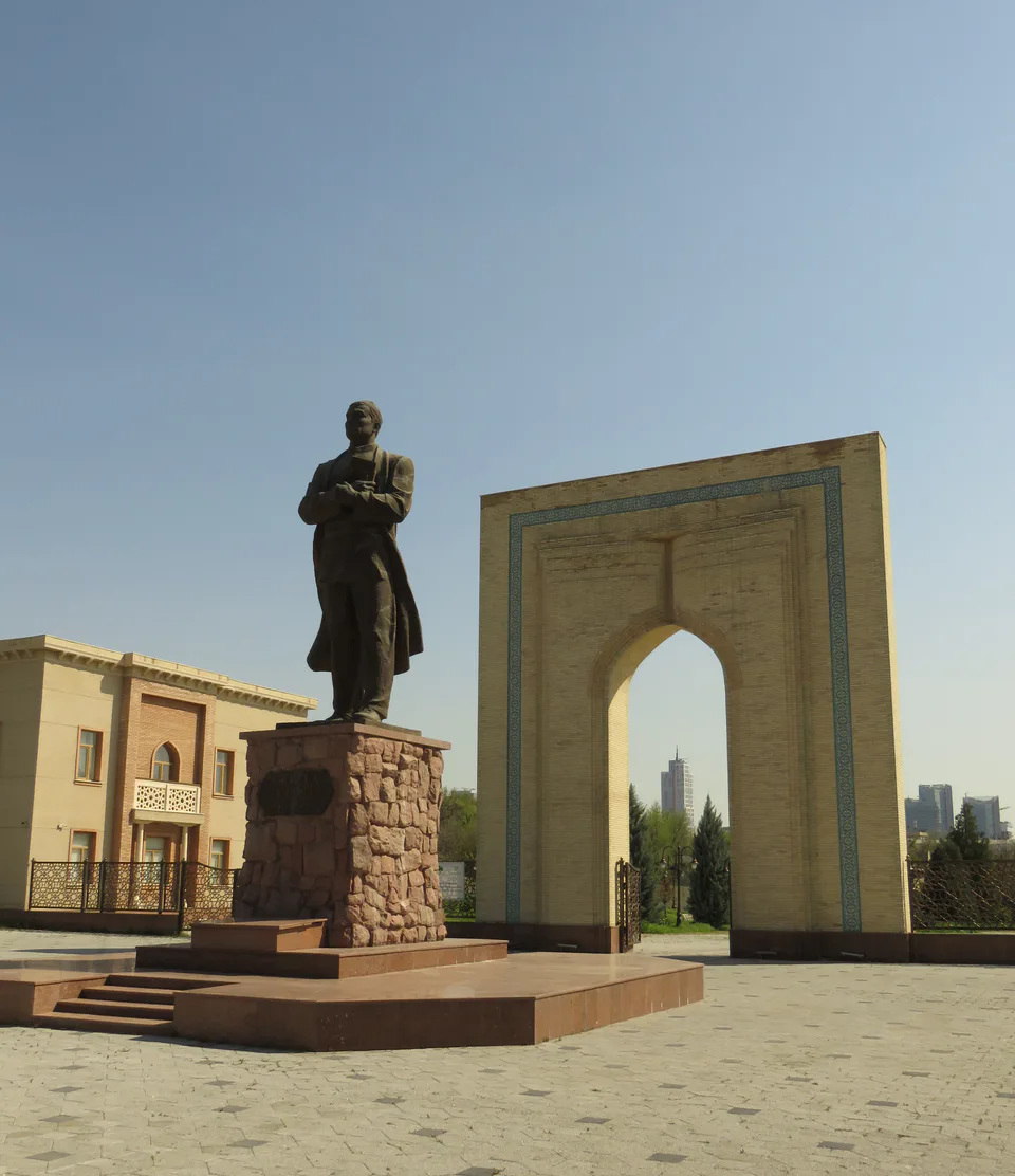 Abdulla Qodiriy Monument