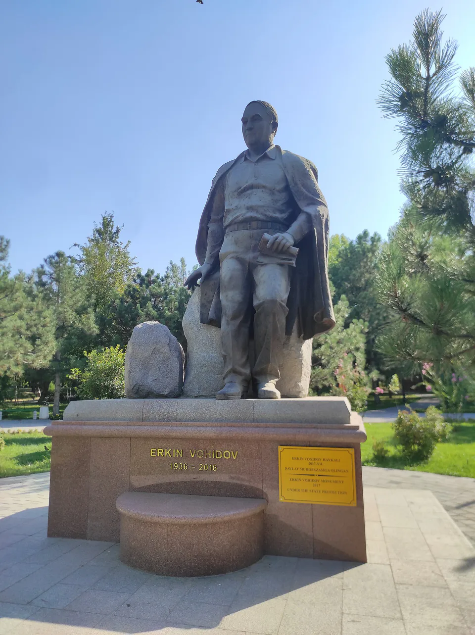 Statue of Erkin Vohidov in the Alley of Writers