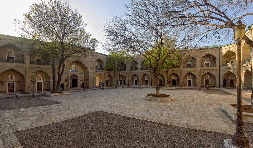 Abulqosim madrasasi: Toshkent, Chilonzor, Bunyodkor koʻchasi