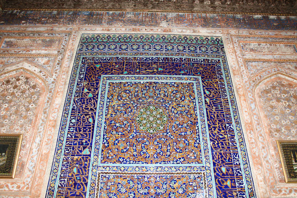 Baland masjid: Buxoro viloyati, Buxoro, “Xoʻja Gʻunjoriy” MFY, Baland koʻchasi