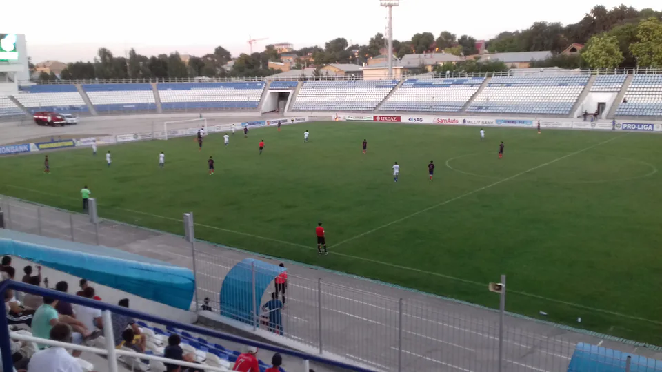 Sherdor vs Yozyovon match in Dinamo Samarkand Stadium