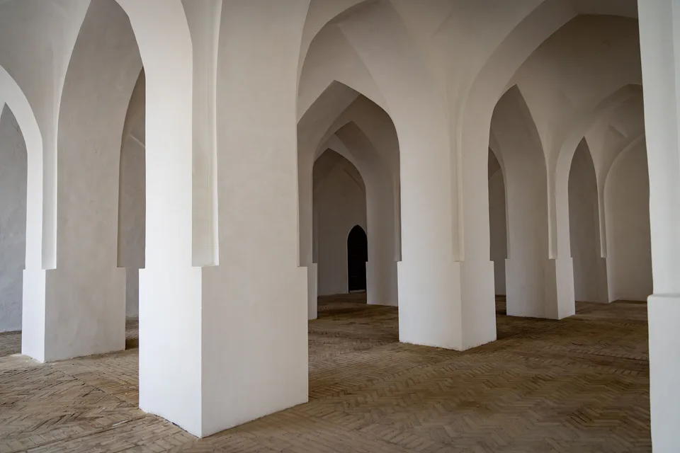 Koʻk Gumbaz masjidi: Qashqadaryo viloyati, Shahrisabz, “Qoʻshhovuz” MFY Ipak yoʻlikoʻchasi, 89-uy,Shahrisabz Tarixiy markazi
