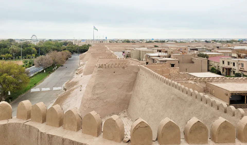 Itchan Kala wall, Khiva