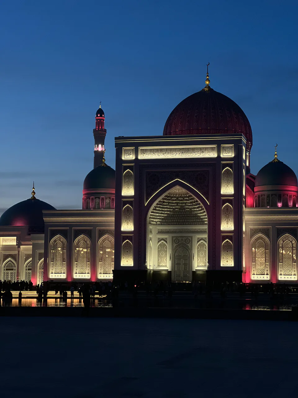 Night view of the Imam al-Bukhari Memorial Complex3