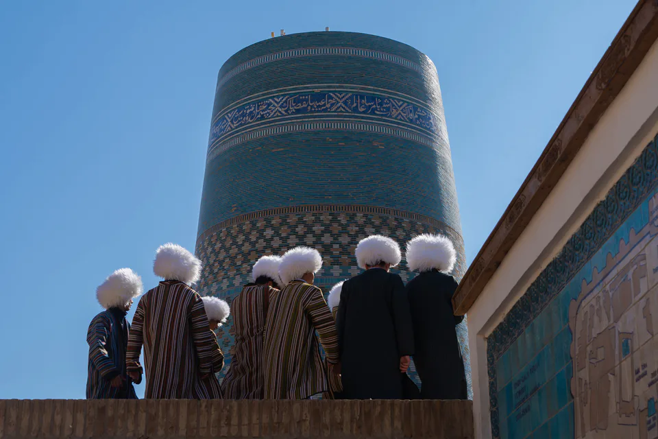 Muhammad Aminxon madrasasi: Xorazm viloyati, Xiva, “Ichan-qal’a” MFY, Polvon Qoriyy koʻchasi, 13-uy