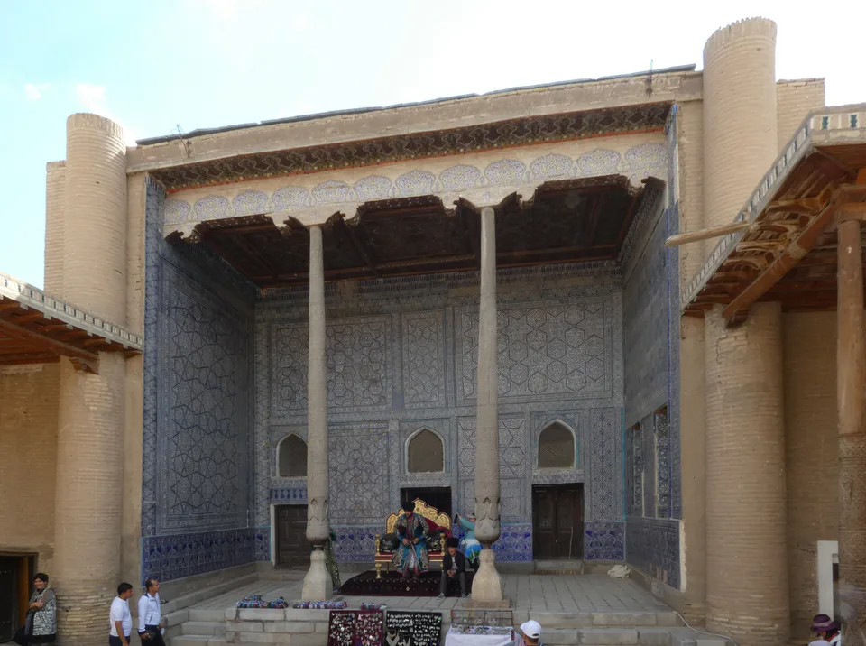 Konya Ark, Chiwa, Iwan des Empfangshofs vor dem Thronsaal