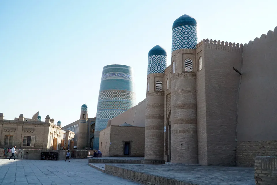 Kalta Minor (back) and Kukhna Ark, Khiva, Uzbekistan