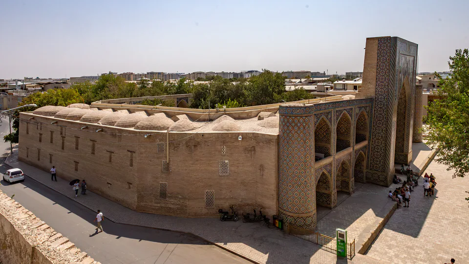 Divan-begi madrasa. Bukhara, Uzbekistan.