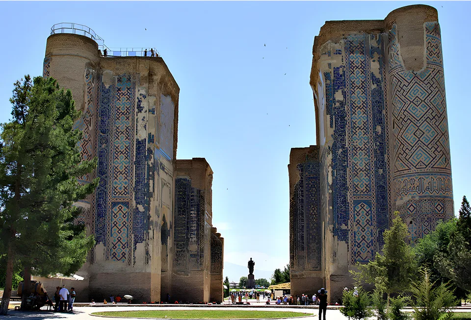 Ak Saray Palace Ruins