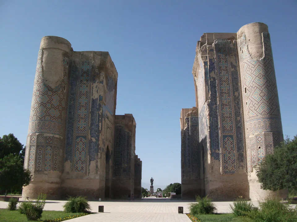 Oq Saroy majmuasi: Qashqadaryo viloyati, Shahrisabz, “Oʻrda” MFY Shahrisabz Tarixiy markazi