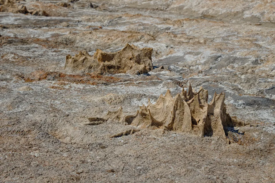 Salt structures in Aralkum National Park, Uzbekistan