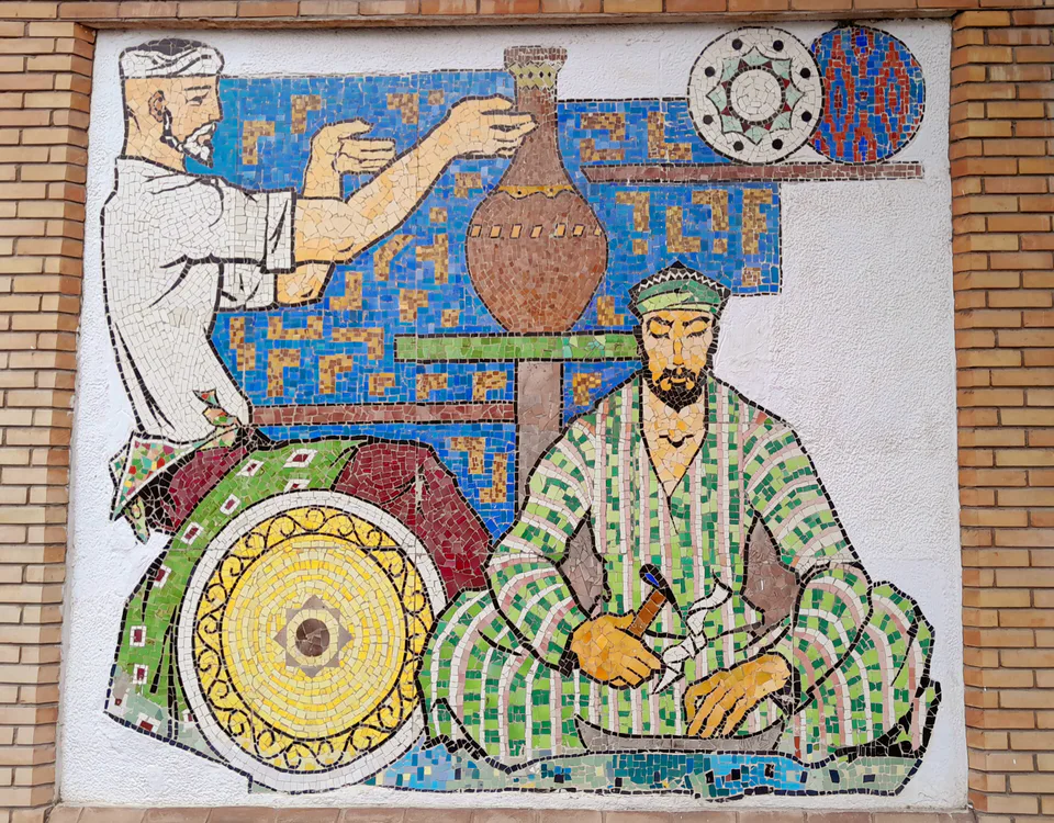 The mosaic at the entrance of the Tashkent Museum of Applied Arts