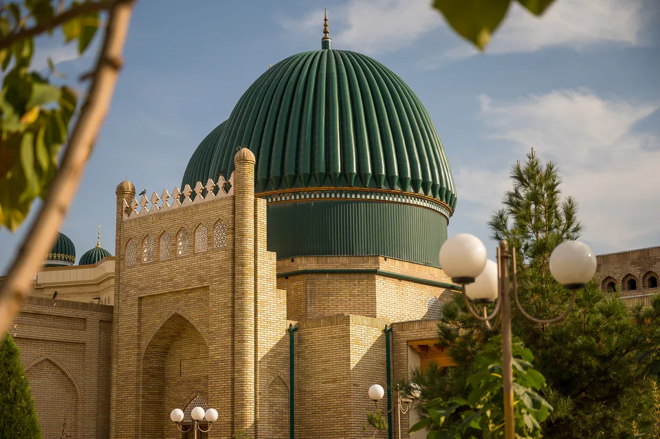 Kaptarli mosque. Yurmaduz mahalla, Margilan, Ferghana Region, Uzbekistan.