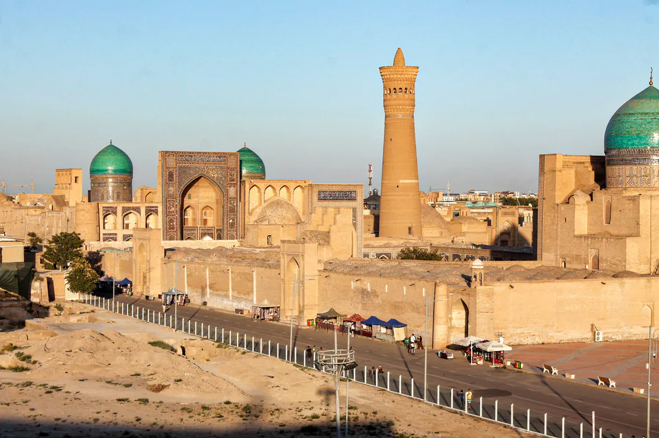 Masjidi kalon: Buxoro viloyati, Buxoro, “I. Buxoriy” MFY, X. Nurabod koʻchasi