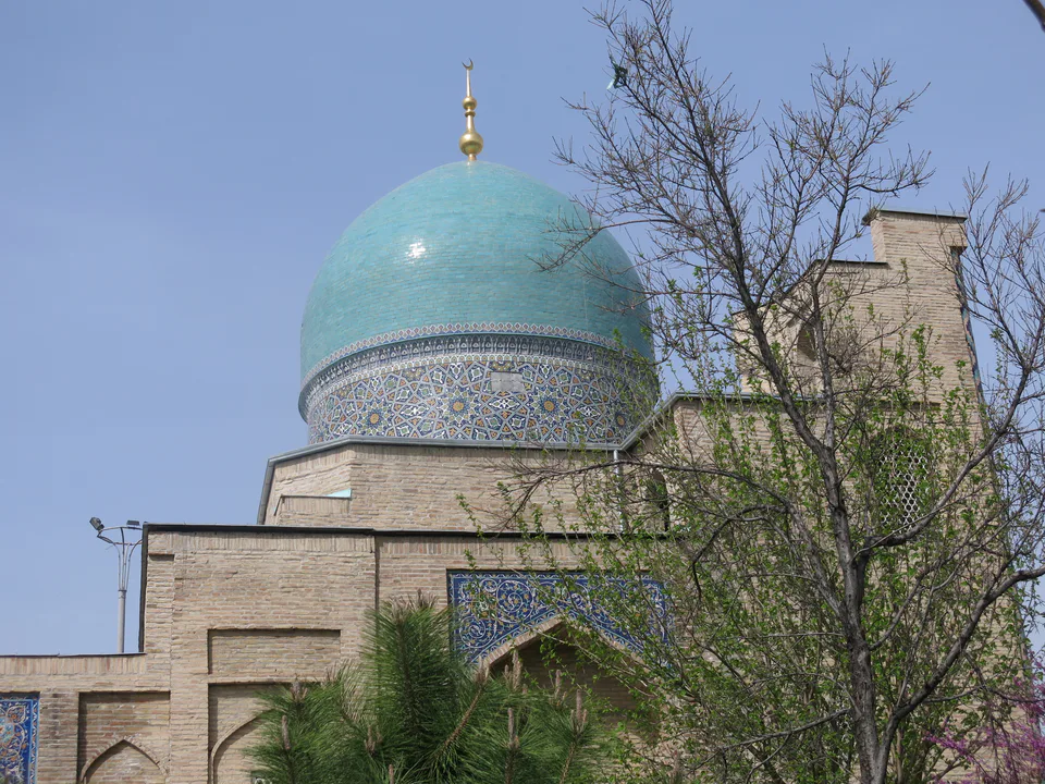 Qaffol Shoshiy Maqbarasi, mausoleu de Qaffal Xaixí, complex Hazrati Imom (Taixkent)