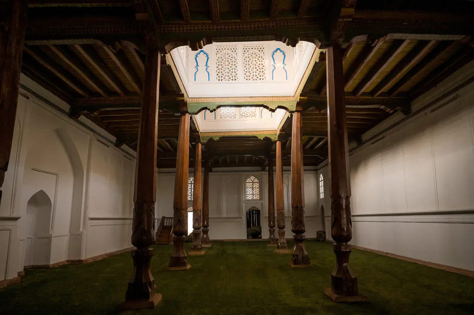 Qoʻqon jome masjidi: Fargʻona viloyati, Qoʻqon, Hamza koʻchasi, 9-uy