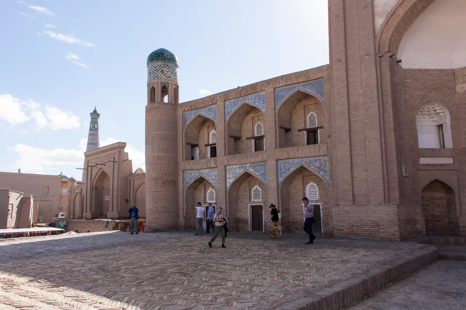 Koutloug Mourad Inak madrasa, on the left Abbullakhon madrasa
