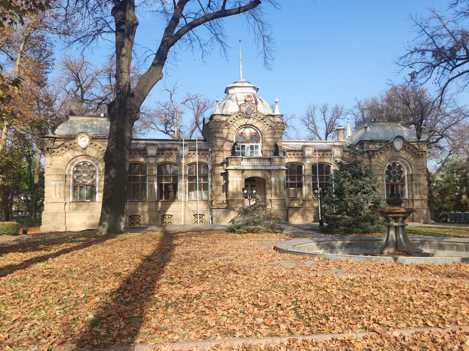 Romanovlar saroyi