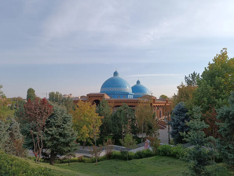 Shahids memorial complex (park and domes of museum), Tashkent, Uzbekistan