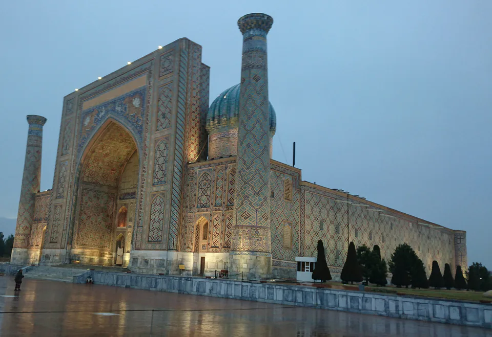 Registan at night_Samarkand