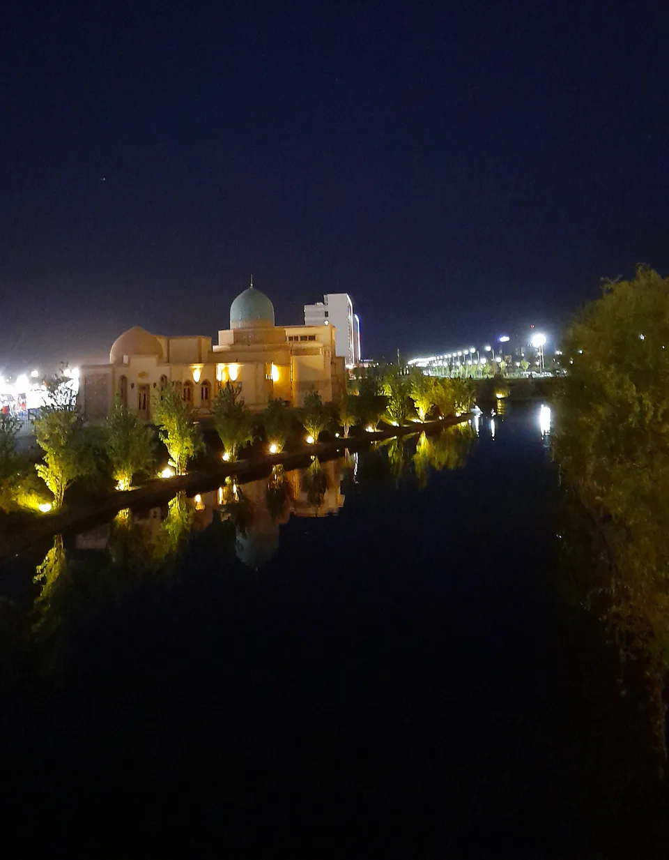 Samarqand shahrida joylashgan