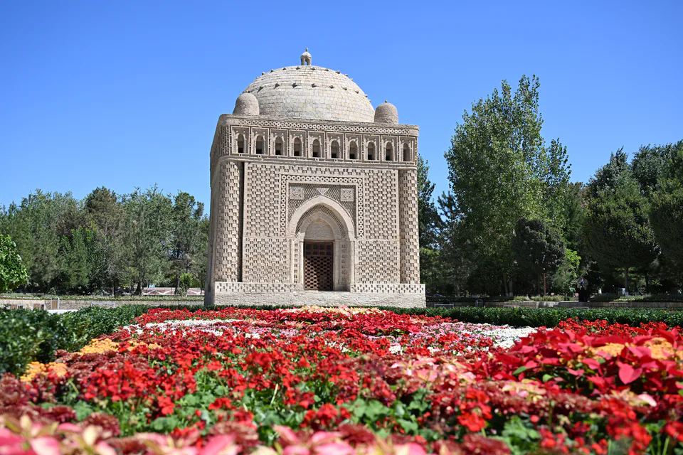 Samanid Mausoleum in August 2026