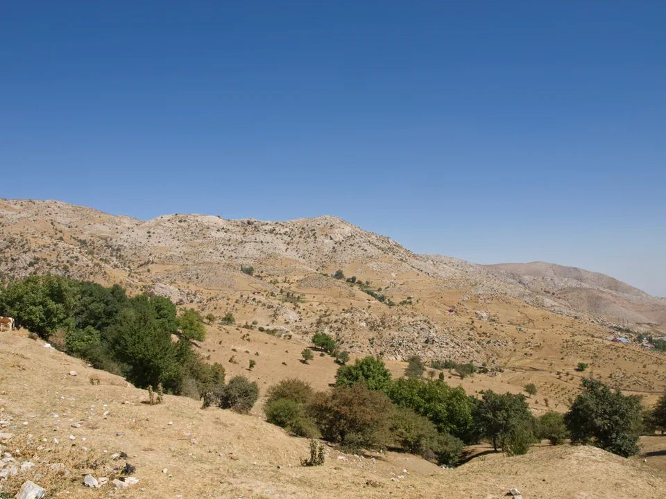 View of the mountains from the Takhta-Karacha Pass (on the road between Samarkand and Shakhrisabz) to the north
