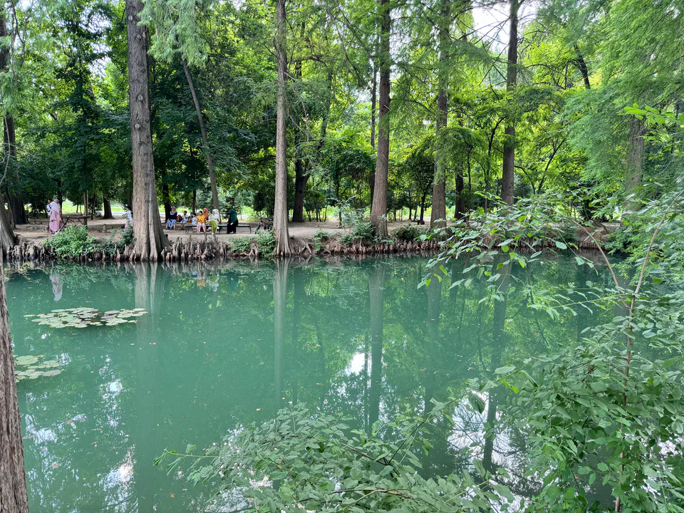 Toshkent botanika bog'i: Toshkent, Yunusobod tumani
