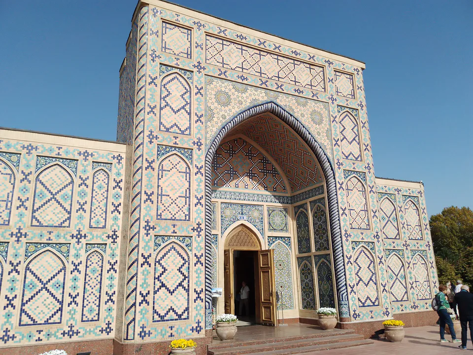 Ulugʻbek rasadxonasi: Samarqand viloyati, Samarqand, Islom Karimov koʻchasi, 1-uy