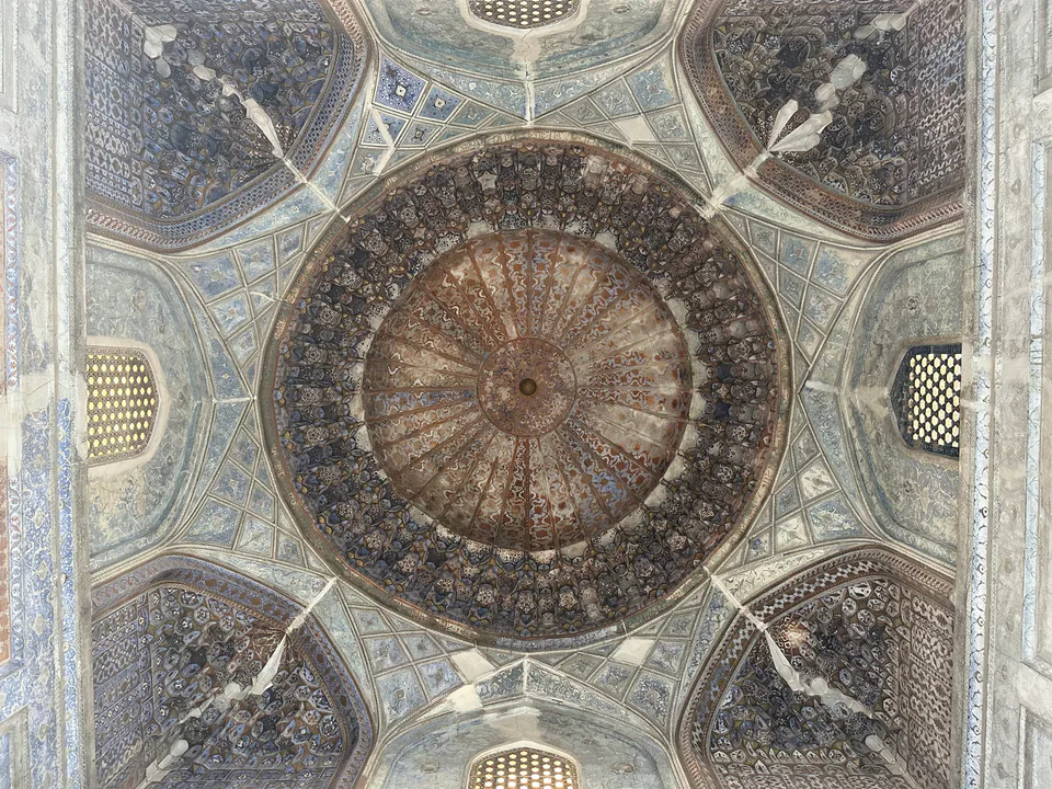 Masjid (Xoja Zayniddin majmuasi): Buxoro viloyati, Buxoro, “I. Buxoriy” MFY, M. Saidjanov koʻchasi