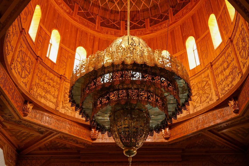 Xonaqoh masjidi ichki ko‘rinishi