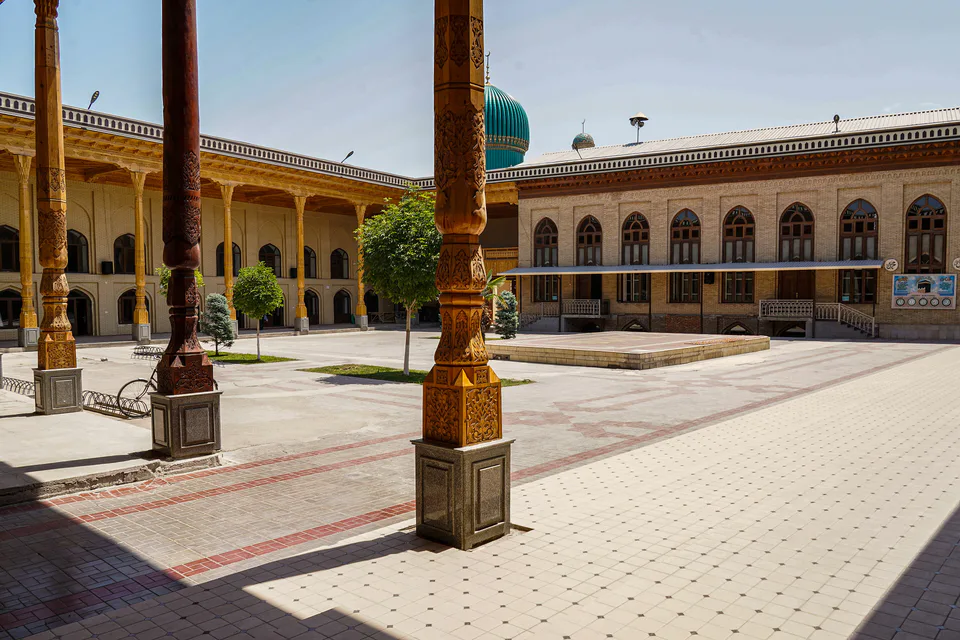 Xonaqoh masjidi: Fargʻona viloyati, Margʻilon, “Goʻravvol” MFY, Xonaqoh koʻchasi, 14-uy