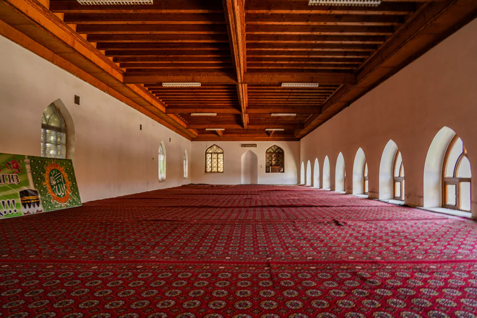 Xonaqoh masjidi: Fargʻona viloyati, Margʻilon, “Goʻravvol” MFY, Xonaqoh koʻchasi, 14-uy