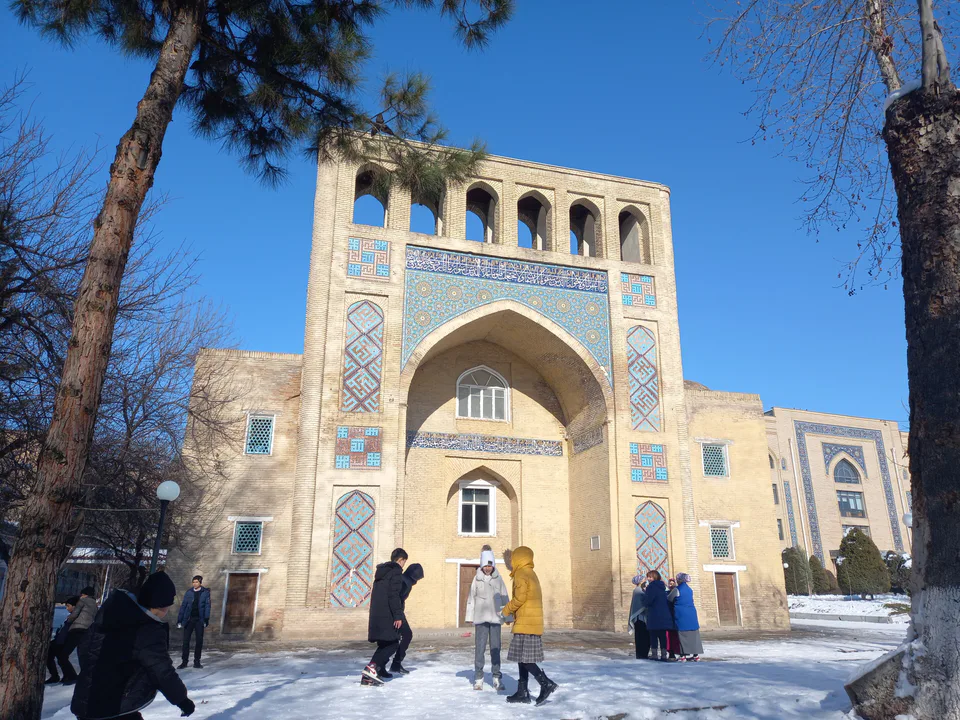 Yunusxon maqbarasi. Toshkent shahri