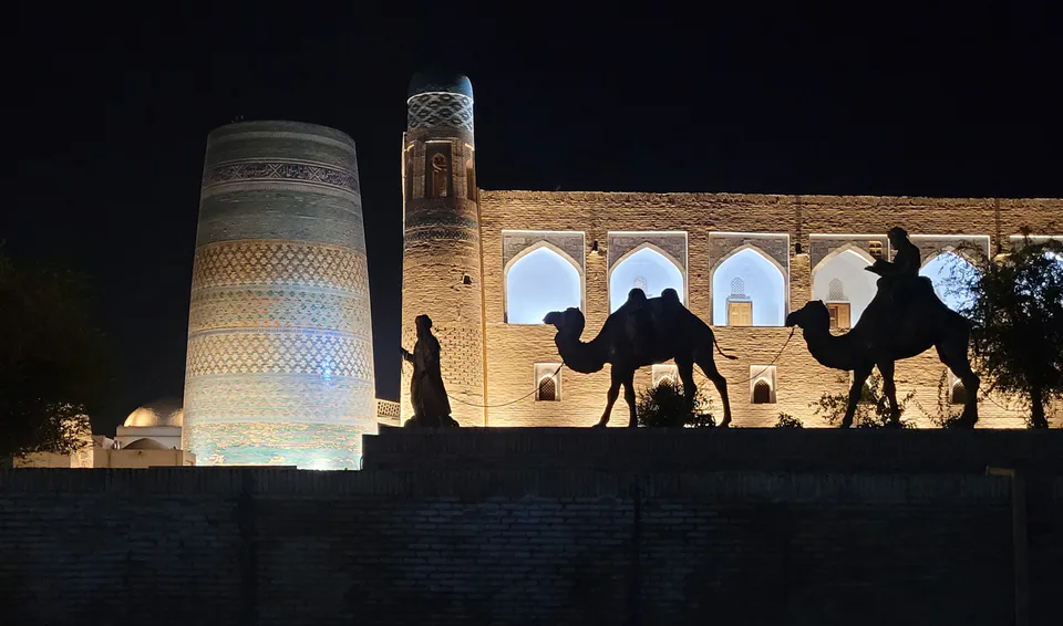 Kalta Minor and Muhammad Aminkhan Madrasa, Bukhara