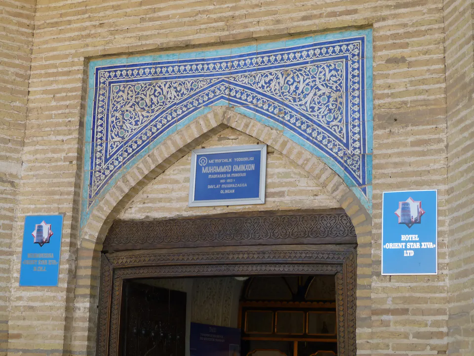 Khiva (Ouzbékistan) : Madrasa Muhammad Aminxon (auj. hôtel)